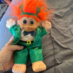 Vintage Russ Berrie troll doll. Very collectible